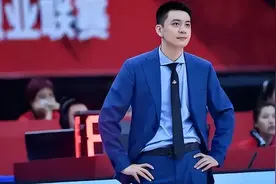 杨鸣官宣与唐佳良已离婚，没说具体时间，只说共同养娃，从此翻篇图片