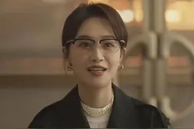 《玫瑰的故事》：关芝芝周士辉再次见面，关芝芝逆袭成为亿万富翁图片