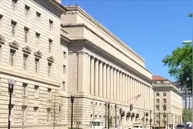 再下黑手，美国宣布拉黑10家中企，福特撕毁协议？百亿合作将停止图片