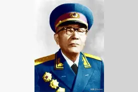 徐海东离开后344旅水泼不进，黄克诚都难镇住，毛主席派出杨得志图片
