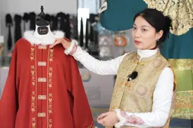 新春走基层 | 香味汉服、AI设计……汉服里的“黑科技”图片