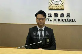 性爱片威胁求复合图片