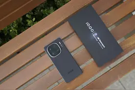 iQOO 12：影像史诗级进化，一款更精致的性能旗舰图片