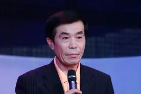 老艺术家何庆魁75岁高龄，被儿子捅刀：他嫖不动了，每月1万够花图片