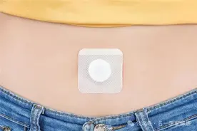 从现在到三伏天，睡前用它敷肚脐，不用吃药，就能调脾胃，补阳气图片