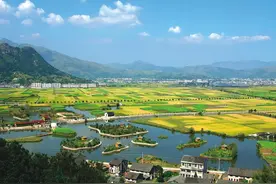2025年以后还能在农村买房建房吗？中央一号文件给出了明确答复！图片