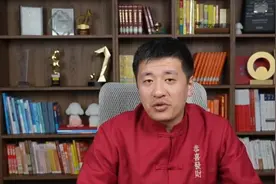 张雪峰公司“上4休3”升级：每月放一次3天小长假图片