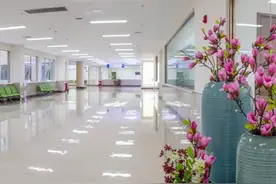 住了几天院，发现了件有意思的事，术后的头等大事是这样的图片