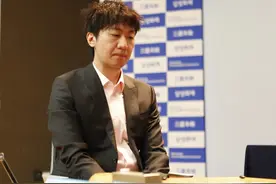 三星杯决赛 成都棋手党毅飞旗开得胜图片