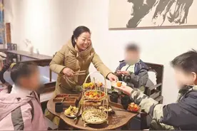 高端媒体看邯郸丨“爱心妈妈”陈玉文：十六年，带给二百多个孩子爱与希望图片