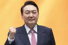 韩国想自主研发核武器，尹锡悦的“核武梦”，有实现的可能吗？图片