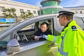 商丘高速交警发布2025年春运交通安全出行“锦囊”图片