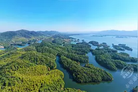 湖北赤壁：空中俯瞰陆水湖 湖光山色美如画图片