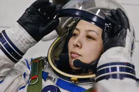 女航天员在太空中，怎么保护自己的隐私？航天英雄们牺牲太大了图片