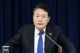 美国伙同日韩军演挑衅，朝鲜导弹即刻升空，半岛局势再升级图片