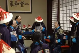 和珅一生中的三个对手，一个让他感到威胁，剩下二人不足为惧！图片