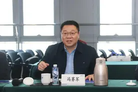湖南省浏阳市常务副市长冯赛军，履新长沙市管企业总经理图片