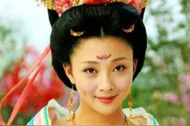 一品诰命夫人是什么意思？这个头衔有多大权力？说出来你可能不信图片