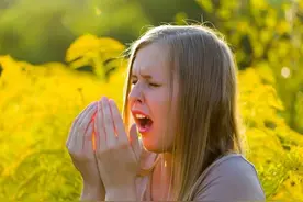 早上起床狂打喷嚏，竟然是过敏性鼻炎？3个办法让你缓解！图片