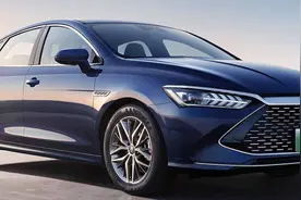 中国新能源汽车出口量全球第一，比亚迪成为全球新能源汽车第一图片