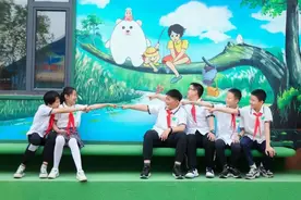 学生毕业照！竟然还能这样拍？图片