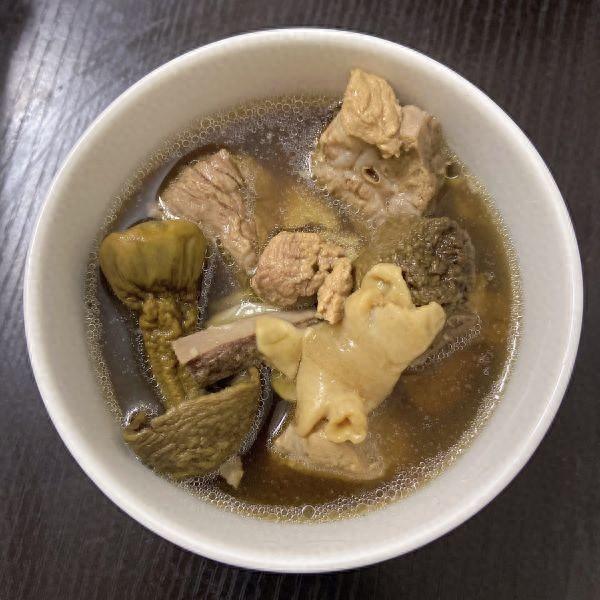 松茸花胶汤功效 2026年松茸花胶汤功效与禁忌 松茸花胶汤功效 2026年松茸花胶汤功效与禁忌