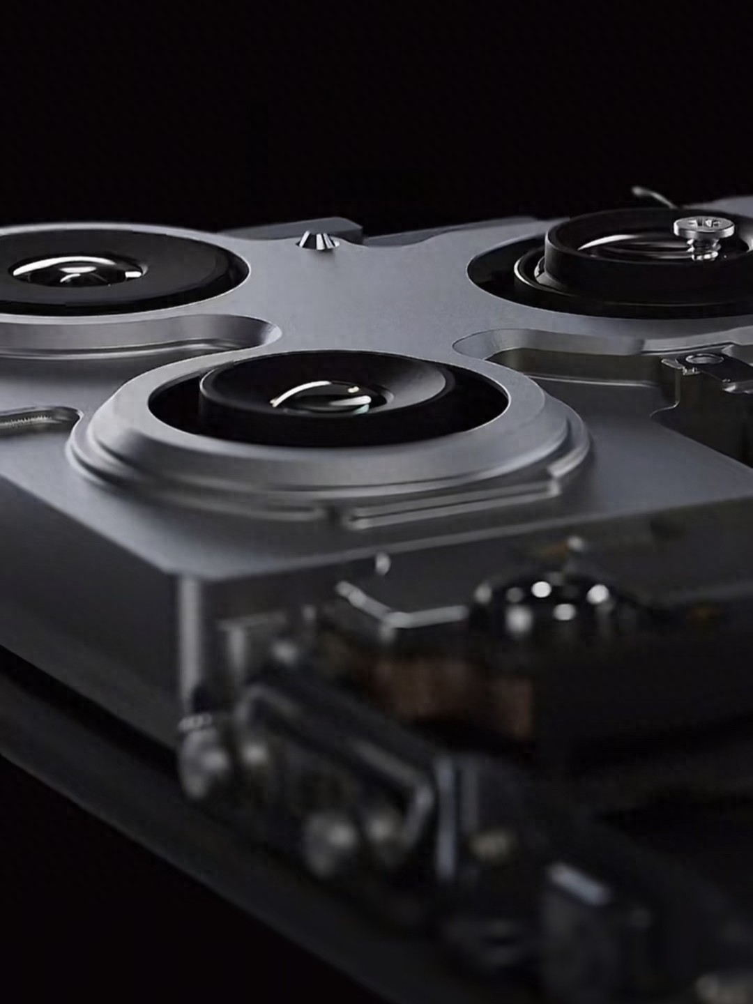 iPhone 17 宣传片 精密美学 细节呈现 _苹果17_iPhone 17 宣传片 工业设计 艺术 感觉