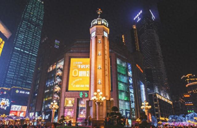 再说重庆（二）一半旧港烟火，一半江城星河