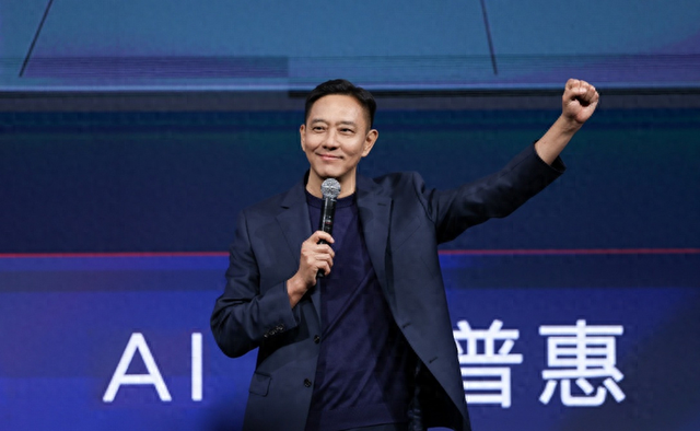 联想刘军：中国区AI PC销量占比超50%，智能终端“压倒性领先”已成型