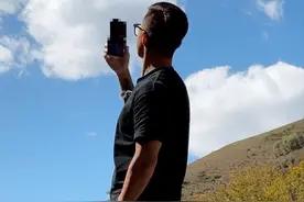 遥遥领先的卫星通信 好用吗？#知秋向山行 #华为mate60pro #卫星通信 #遥遥领先视频封面