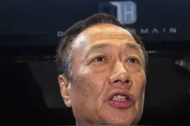 富士康180度大反转声明，充满了“威胁”，中国离不开富士康吗？#富士康 #苹果 #华为 #产业链视频封面