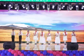 朗读：《中华少年》 #金话筒口才  #少儿口才 #演出现场视频视频封面