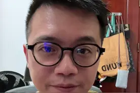 周末A股突发！科技股巨无霸的合并，3000亿市值海光信息吸收合并千亿市值的中科曙光，打造国产算力第一梯队玩家！开启向英伟达看齐之路！半导体上下游整体的并购重组可能开启。#科技  #海光信息  #中科曙光  #泰勒来了