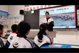每年清明节前夕，宁夏固原市2000多名师生徒步祭奠英烈视频封面