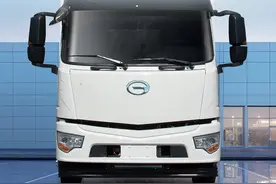 #广汽日野 手机点全屏观看，跟我们第一视觉看这辆9米6纯电厢式车