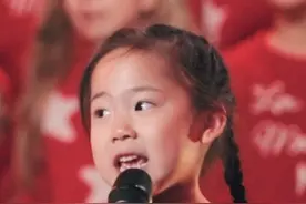 中国版小“马可·波罗”把我们的歌声带到意大利啦🎤 12月3日，书祁小朋友作为﻿绣球花小合唱团﻿的代表，参与了意大利国家电视一台RAI1圣诞晚会的录制，和金币赛的小领唱一起表演了《马可波罗的神奇旅行》。绣球花团队对一部分歌曲内容进行了汉化，让这首歌以中意双语的形式呈现。一起来听歌吧～
#安东尼亚诺小合唱团 #天籁童声 #萌娃唱歌 #绣球花小合唱团 @安东尼亚诺小合唱团视频封面