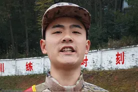 祝福每一位入伍新兵！愿你们在军营中锤炼意志，勇敢追梦，守护祖国山河！期待你们凯旋归来，荣耀加身!#重庆 #重庆秀山 #入伍新兵 #新兵入伍欢送仪式 #保家卫国视频封面