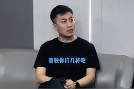 踢馆挑战高手，结果要收我为徒？#台球 #台球路人局 #桌球 #台球是一种生活视频封面