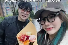 网红“#宝剑嫂 ”“#雨哥到处跑 ”官宣分手，双方均表示没有任何原则性问题：“情侣和同事的身份重叠太多”，两人相恋7年，曾被网友奉为“爱情天花板”#宝剑嫂分手 #郭雨