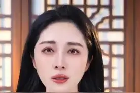 大裁员！百年奔驰怎么了？ #奔驰 #裁员 #小月说 #抖音热评视频封面