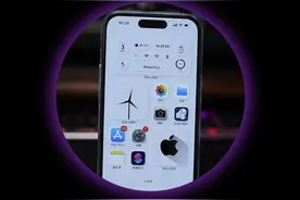 iPhone桌面小风车设置教程。#苹果手机  #iPhone小技巧 #灵动小组件 #你在抖音搜什么