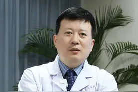 人的胃有多大？大胃王的胃和普通人的胃一样吗？#胃#胃有多大 #大胃王 #人的胃究竟能装下多少食物