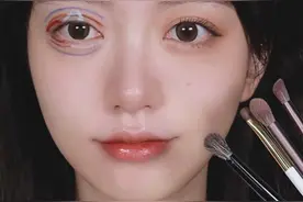 一点儿眼影都不会画？巨详细眼影教程，学生党暑假快速进阶#眼影教程 #妆教 #新手化妆教程 视频封面