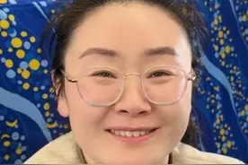 郑州东站→开封站城际铁路开通啦！市民：以前要花30分钟去宋城路站坐车，现在只需5分钟 特别方便！#河南dou知道 #开封 #城际铁路 #交通 #社会视频封面