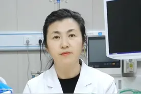 早期胃癌身体发出的3个信号，门诊经常有患者说：以发现胃癌就是晚期了！这条视频建议一定要看完！#胃癌 #胃疼胃胀 #呕吐 #胃肠健康 #消化内科石丽红视频封面