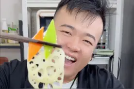 男不离韭 女不离藕 炒藕在家怎么做才能 清脆有味不发黑呢视频封面