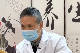 不少人出现怕热又怕冷的情况，检查又查不出啥问题，对于中医而言，这个情况其实并不难辩证#营卫不和 #怕冷怕热 #阳虚 #西安名中医邱建强 #硬核健康科普行动视频封面