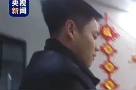 12小时连续处置警情，民警因没进食晕倒，重重摔在地上。多保重身体，致敬！视频封面