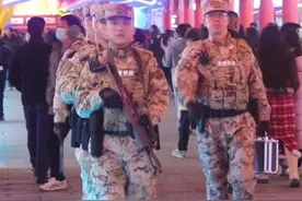 习主席发表二〇二五年新年贺词， 在武警湖北总队全体官兵中引起热烈反响。（杨垒）#新年贺词视频封面