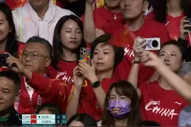 乒乓球女单决赛，陈梦4-2赢下比赛获得金牌，孙颖莎获得银牌。国乒奥运女单十连冠，陈梦完成卫冕。#张怡宁 #陈梦42孙颖莎夺女单金牌视频封面